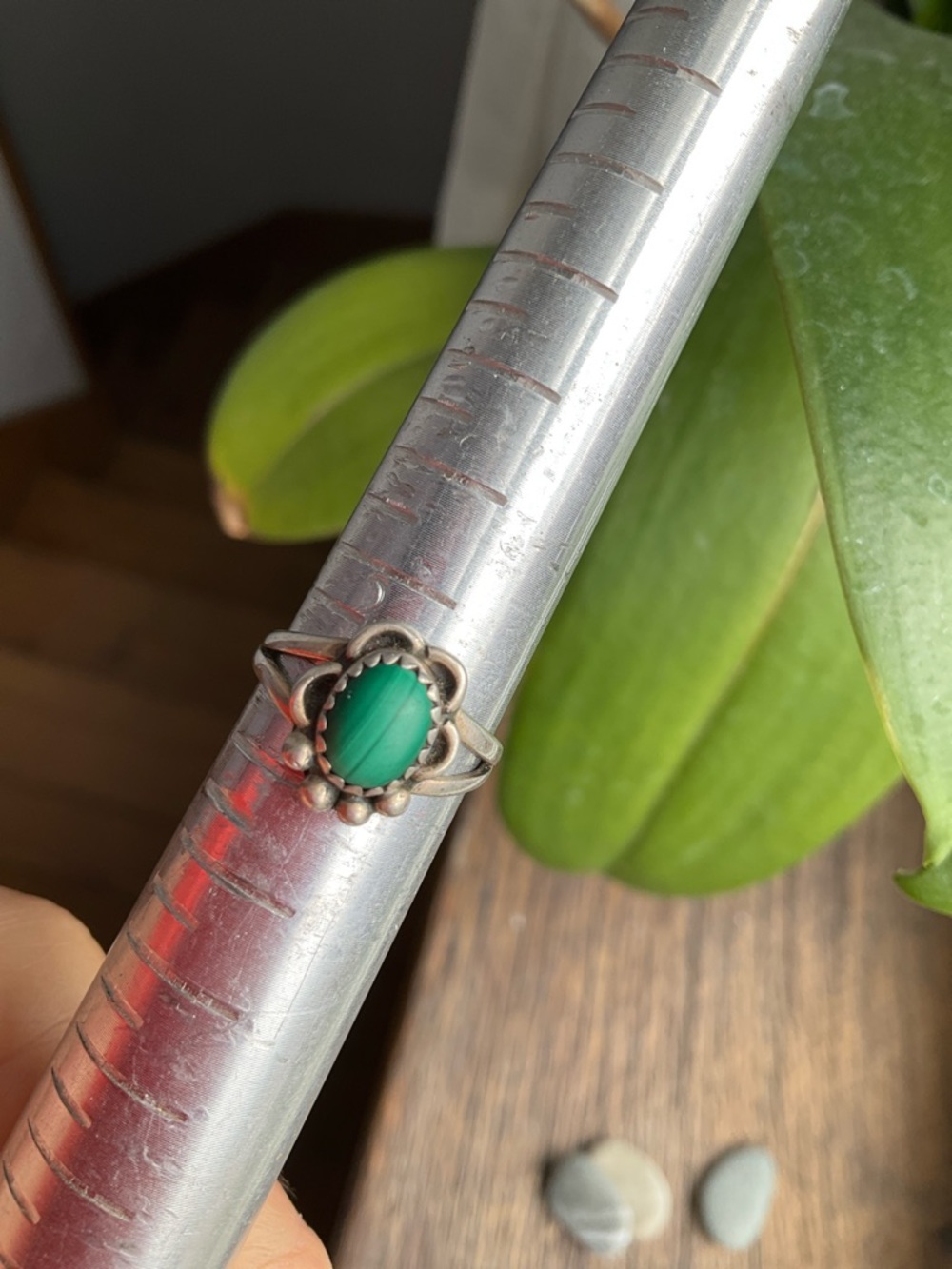 Vintage malachite Native ring - Picture 8 of 10